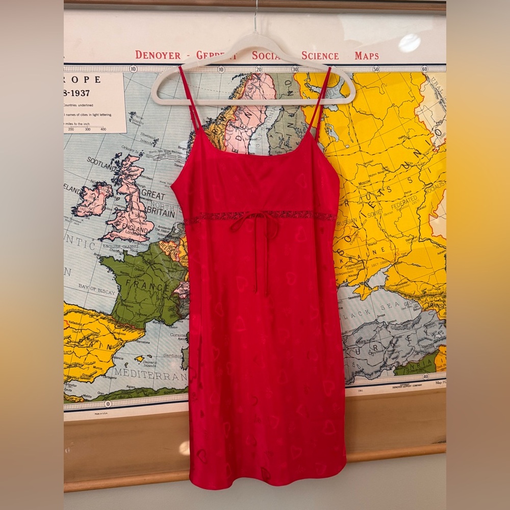 Hot pink 90s Vintage slip dress